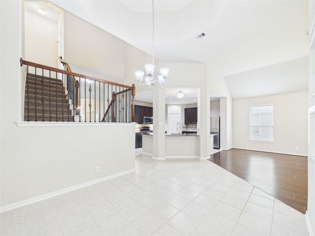 401 W Bend Drive, League City, TX 77573