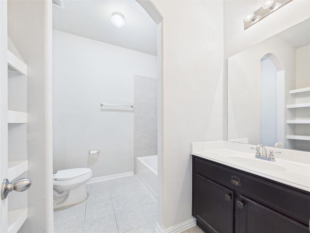 401 W Bend Drive, League City, TX 77573