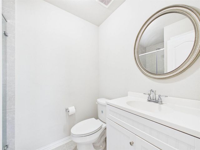 401 W Bend Drive, League City, TX 77573