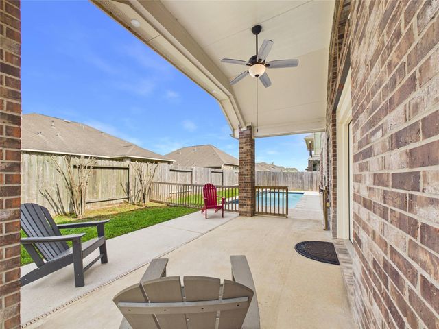 401 W Bend Drive, League City, TX 77573