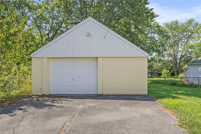 169 Maryvale Drive, Cheektowaga, NY 14225