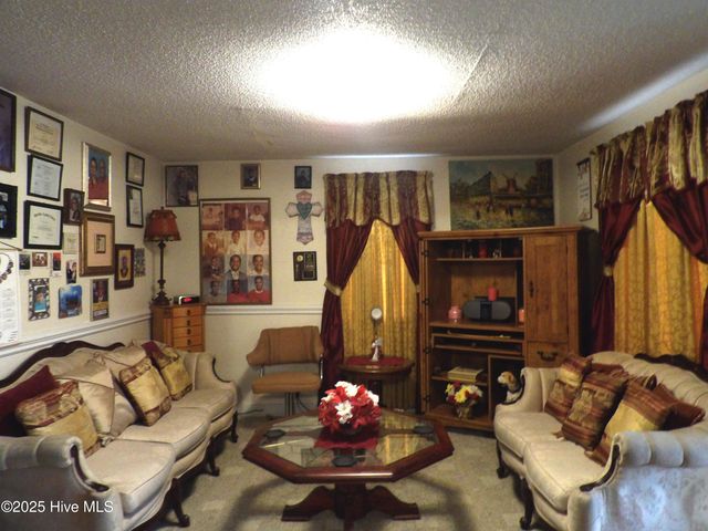 714 Pender Street S, Wilson, NC 27893