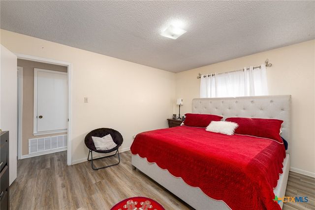 3209 Timber Oak Drive, Killeen, TX 76542