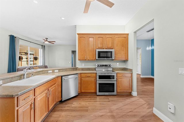 1305 PEMBERTON TRAIL, Malabar, FL 32950