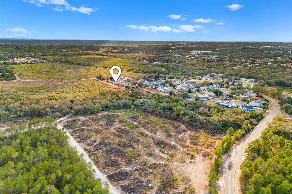 Image 3 of property listing at 1305 PEMBERTON TRAIL, Malabar, FL 32950