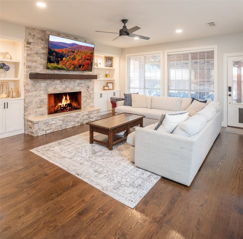 14709 Holly Leaf Drive, Frisco, TX 75035