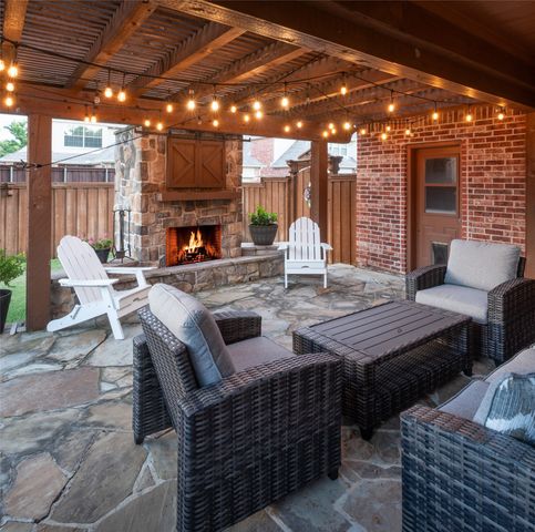 14709 Holly Leaf Drive, Frisco, TX 75035