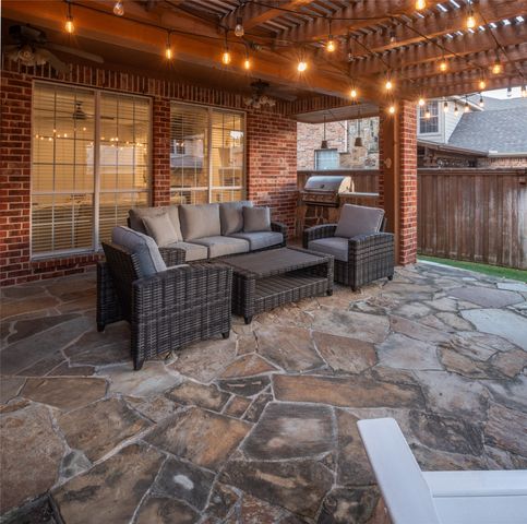 14709 Holly Leaf Drive, Frisco, TX 75035