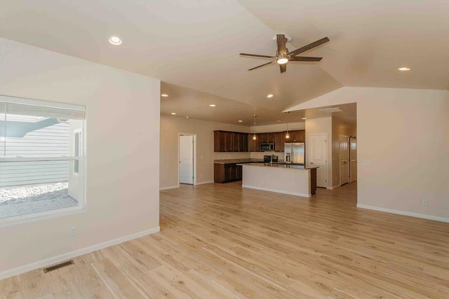 1421 Owl Creek Avenue, Montrose, CO 81401
