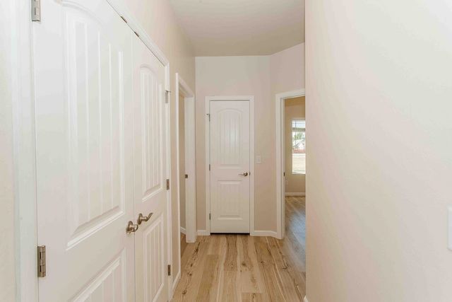 1421 Owl Creek Avenue, Montrose, CO 81401