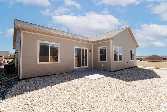 1421 Owl Creek Avenue, Montrose, CO 81401