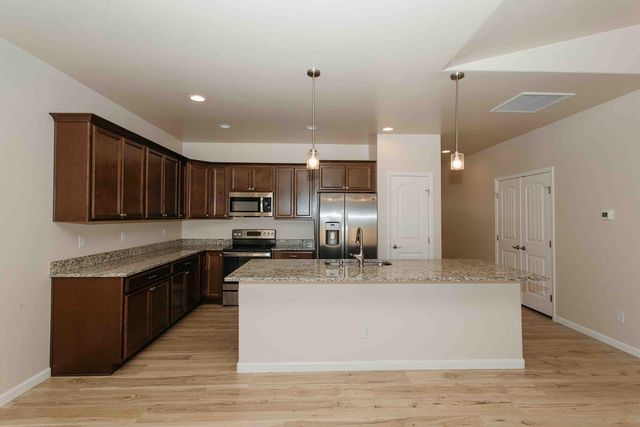 1421 Owl Creek Avenue, Montrose, CO 81401