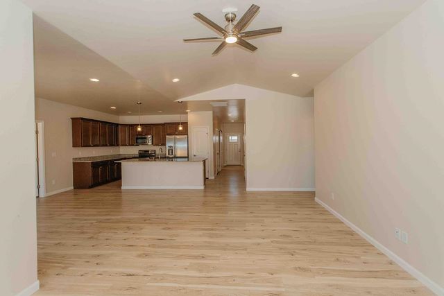 1421 Owl Creek Avenue, Montrose, CO 81401