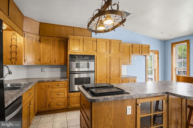 2065 GOLDENVILLE RD, Gettysburg, PA 17325