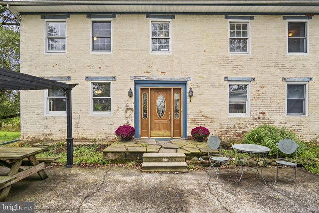 2065 GOLDENVILLE RD, Gettysburg, PA 17325