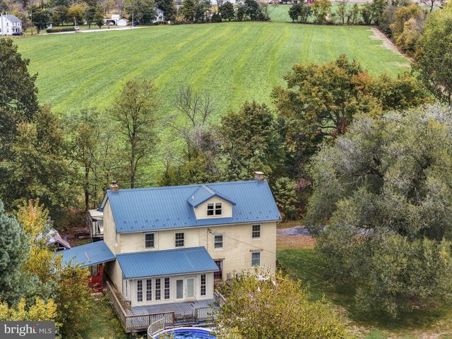 2065 GOLDENVILLE RD, Gettysburg, PA 17325