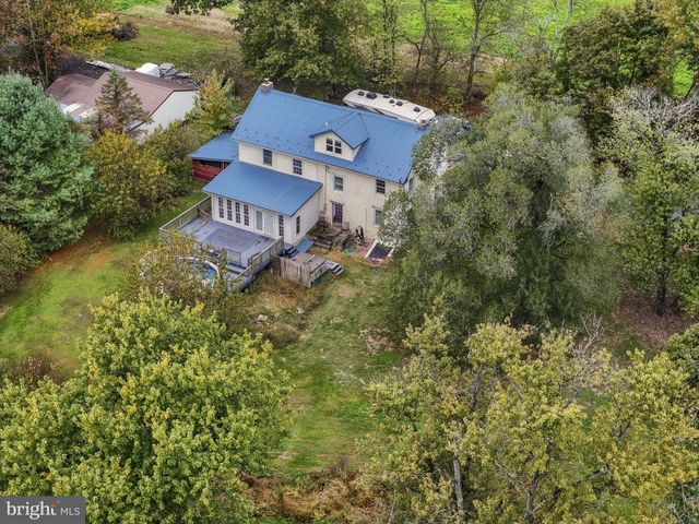 2065 GOLDENVILLE RD, Gettysburg, PA 17325