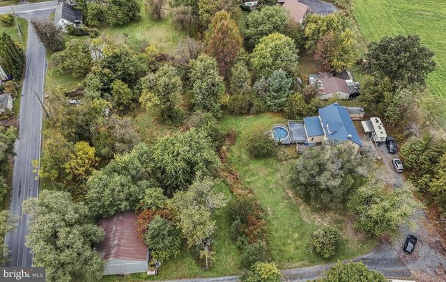 2065 GOLDENVILLE RD, Gettysburg, PA 17325