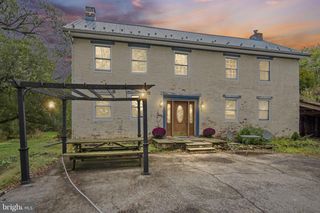 2065 GOLDENVILLE RD, Gettysburg, PA 17325