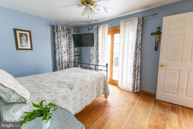 34 DOGWOOD DR, Baltimore, MD 21220