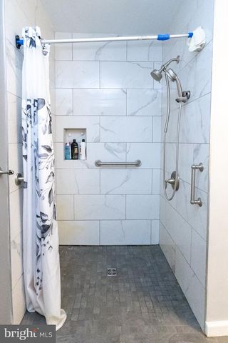 34 DOGWOOD DR, Baltimore, MD 21220