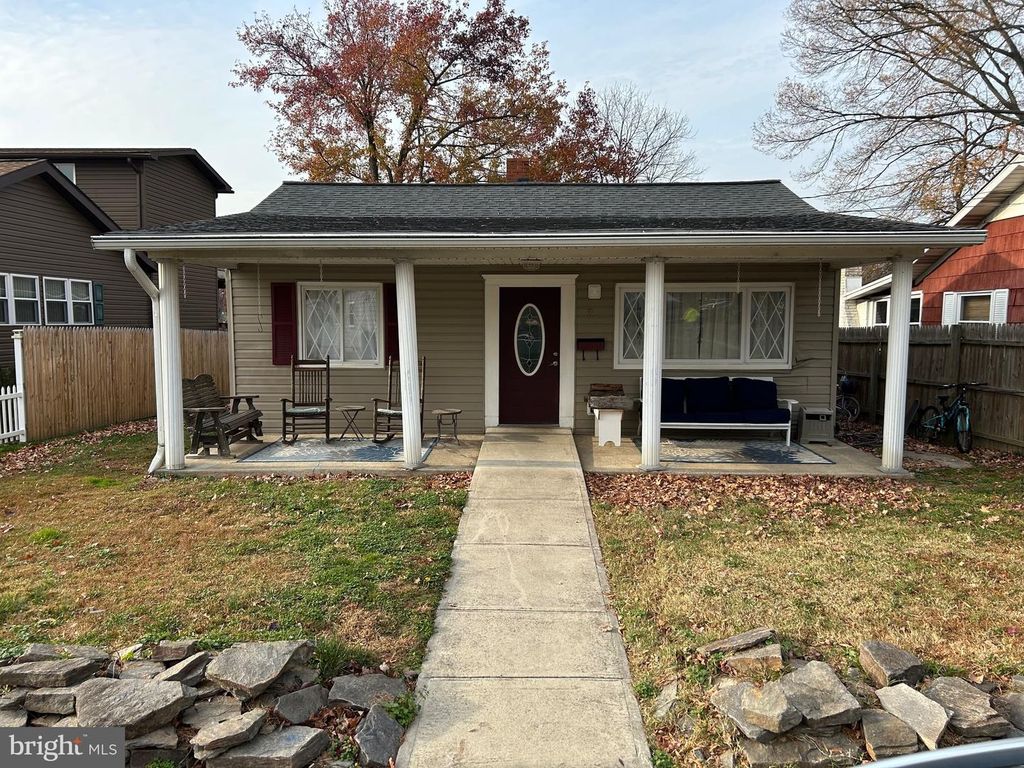 34 DOGWOOD DR, Baltimore, MD 21220