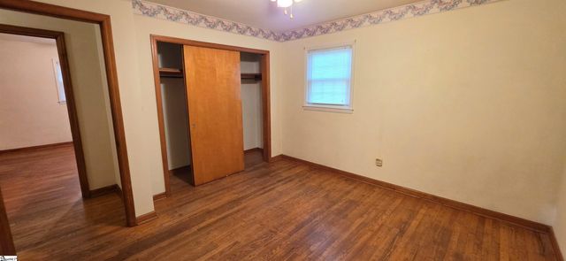 180 Edgewood Drive, Spartanburg, SC 29307