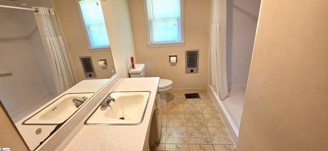 180 Edgewood Drive, Spartanburg, SC 29307
