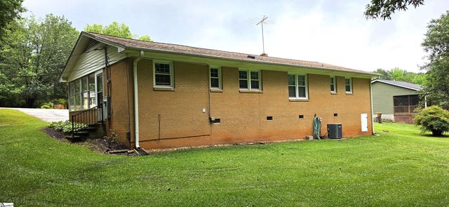 180 Edgewood Drive, Spartanburg, SC 29307