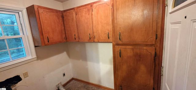 180 Edgewood Drive, Spartanburg, SC 29307