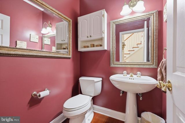 303 LANGFORD RD, Broomall, PA 19008