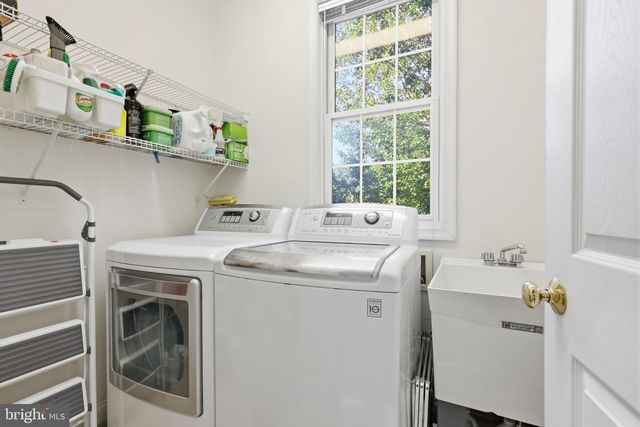 303 LANGFORD RD, Broomall, PA 19008