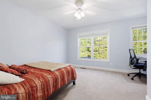 303 LANGFORD RD, Broomall, PA 19008