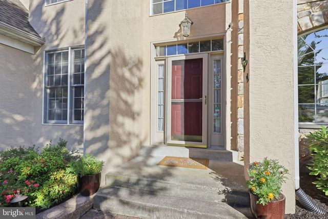 303 LANGFORD RD, Broomall, PA 19008