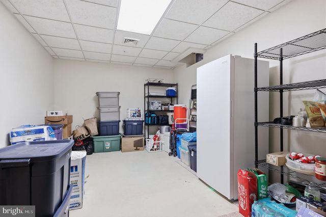 303 LANGFORD RD, Broomall, PA 19008