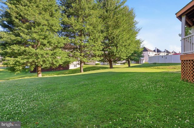 303 LANGFORD RD, Broomall, PA 19008