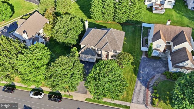 303 LANGFORD RD, Broomall, PA 19008