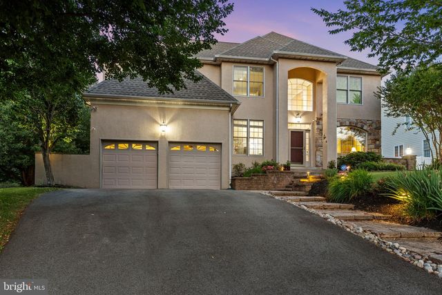 303 LANGFORD RD, Broomall, PA 19008