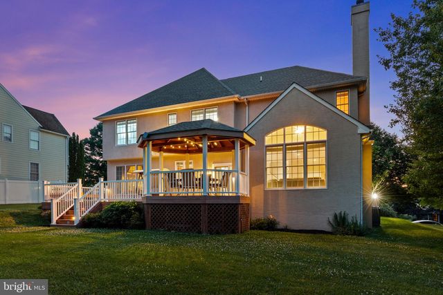 303 LANGFORD RD, Broomall, PA 19008