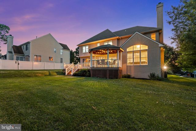 303 LANGFORD RD, Broomall, PA 19008