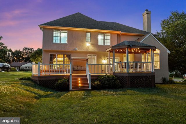 303 LANGFORD RD, Broomall, PA 19008