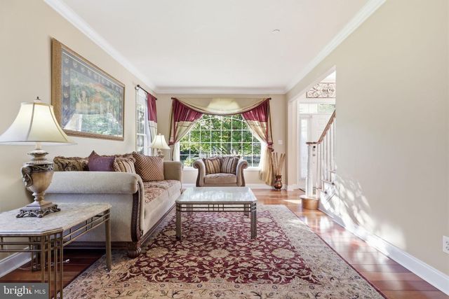 303 LANGFORD RD, Broomall, PA 19008
