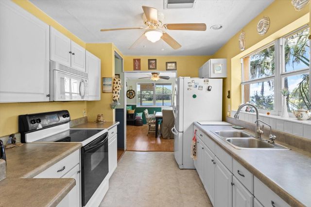 1226 S TELEPHONE POINT ROAD, Inverness, FL 34450