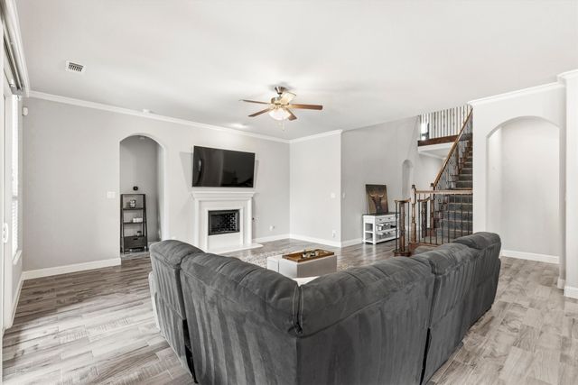 300 Pimlico Drive, Hickory Creek, TX 75065