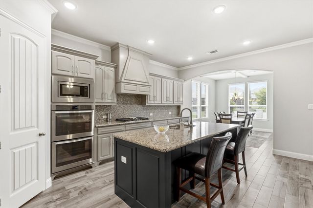 300 Pimlico Drive, Hickory Creek, TX 75065