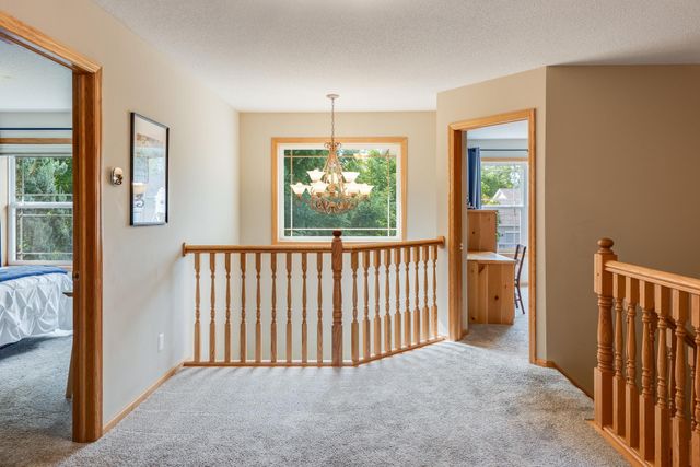 5614 103rd Avenue N, Brooklyn Park, MN 55443