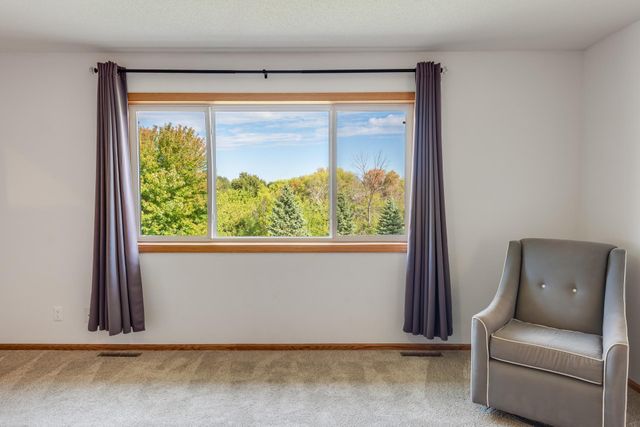 5614 103rd Avenue N, Brooklyn Park, MN 55443