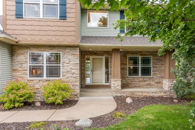 5614 103rd Avenue N, Brooklyn Park, MN 55443