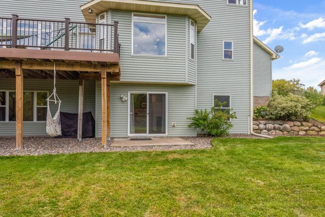 5614 103rd Avenue N, Brooklyn Park, MN 55443