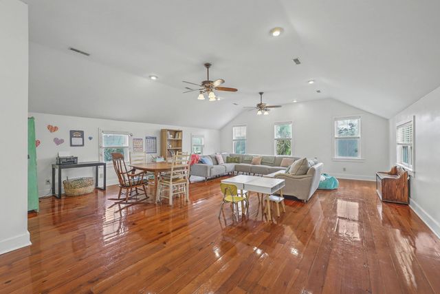 1034 Orangeburg Road, Summerville, SC 29483